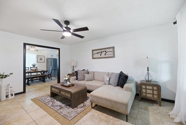 13826 S Elm Avenue, Glenpool, OK 74033