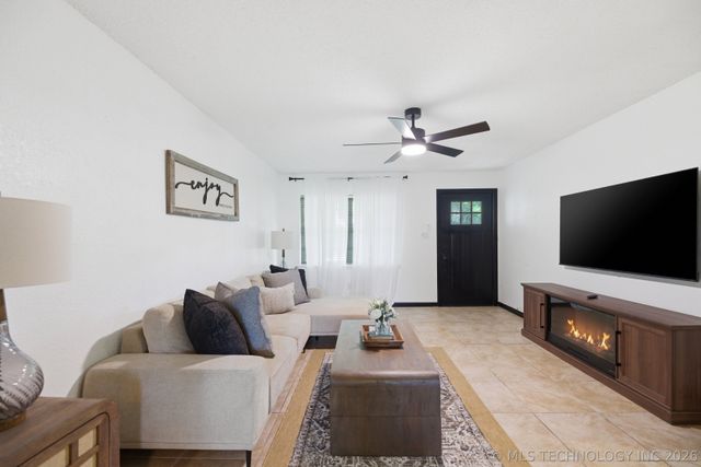 13826 S Elm Avenue, Glenpool, OK 74033