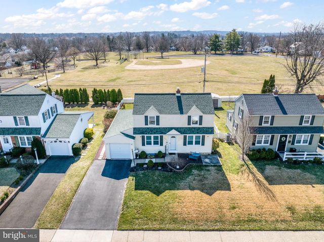 308 FOREST AVE, Willow Grove, PA 19090