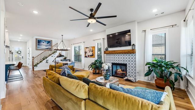 3832 W Violet Street, Fayetteville, AR 72704