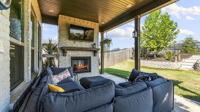 3832 W Violet Street, Fayetteville, AR 72704