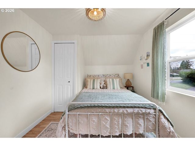 2210 ROOSEVELT Blvd, Eugene, OR 97402