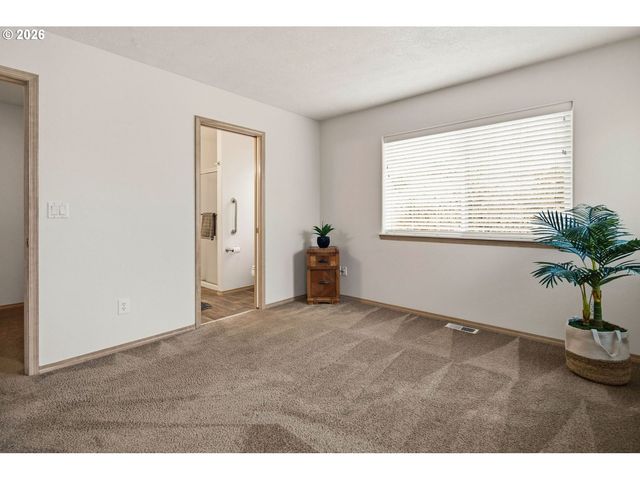 14498 Se PRINCETON VILLAGE Way, Clackamas, OR 97015