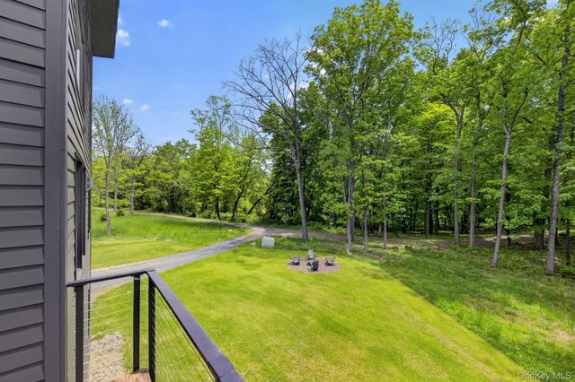 739 Old Post Road, New Paltz, NY 12561