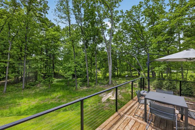 739 Old Post Road, New Paltz, NY 12561