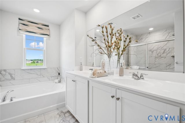 7785 E Patriots Way, Gloucester, VA 23061