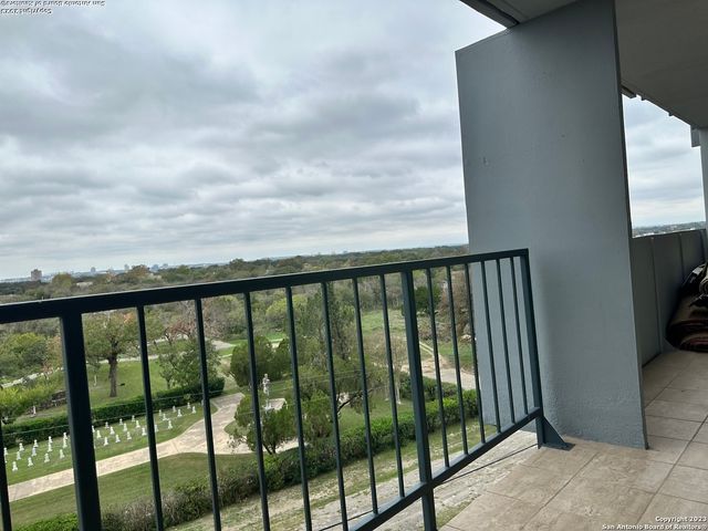 7039 San Pedro Ave Apt 610, San Antonio, TX 78216
