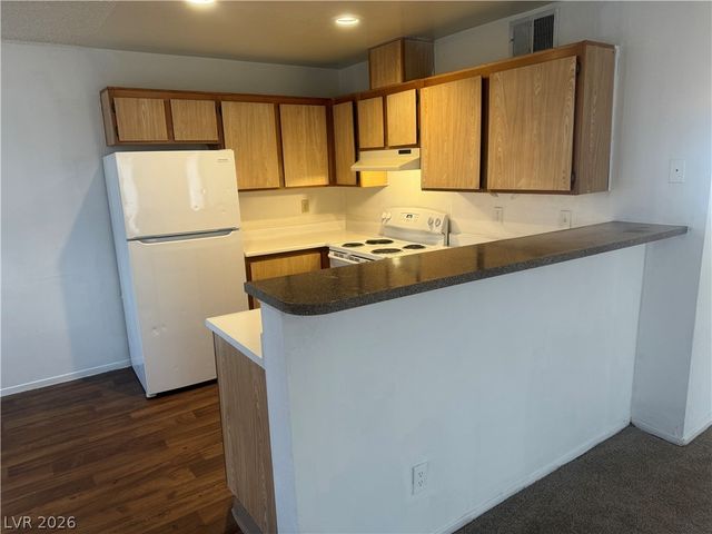 1998 Dwarf Star Drive 1041, Las Vegas, NV 89115