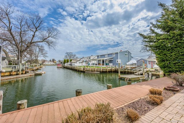 119 Alhambra Road, Massapequa, NY 11758
