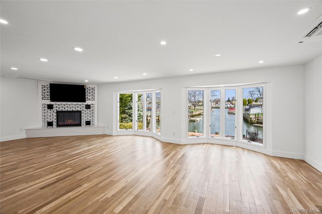 119 Alhambra Road, Massapequa, NY 11758