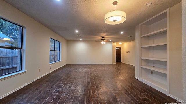 5419 Park Lake, San Antonio, TX 78244