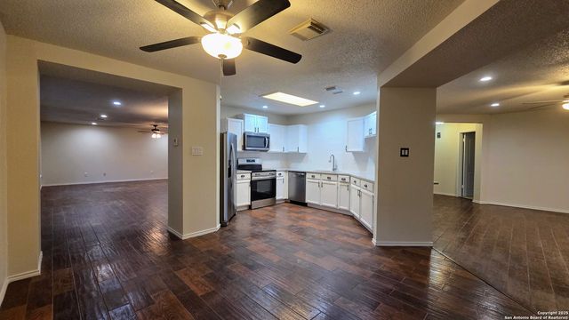 5419 Park Lake, San Antonio, TX 78244