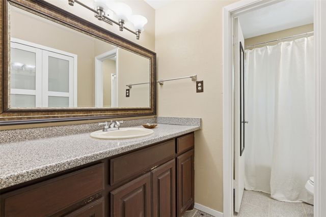 3702 Hastings Drive, Arlington, TX 76013