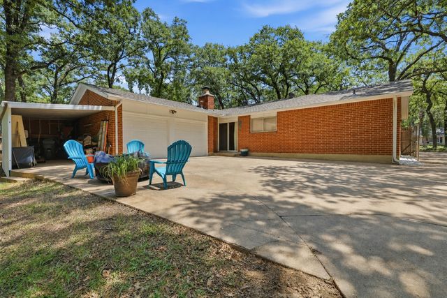 3702 Hastings Drive, Arlington, TX 76013