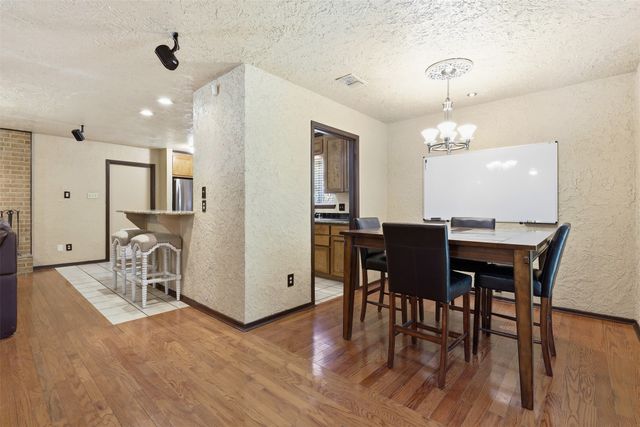 3702 Hastings Drive, Arlington, TX 76013