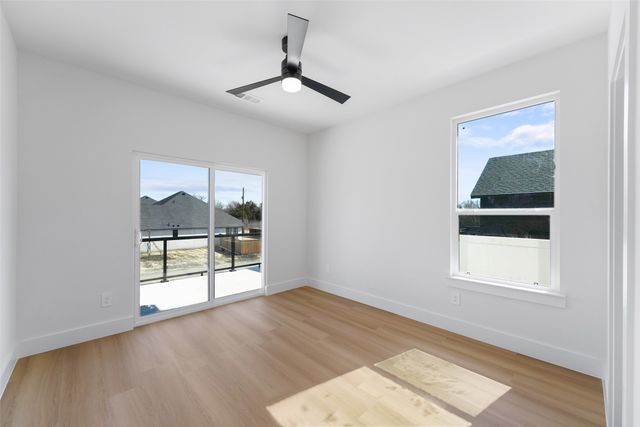 141 Lakeshore Lane, Red Oak, TX 75154