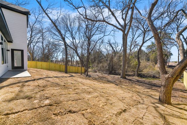 141 Lakeshore Lane, Red Oak, TX 75154