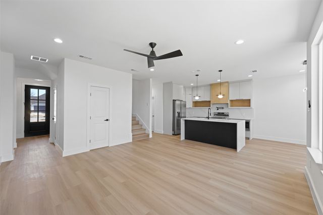 141 Lakeshore Lane, Red Oak, TX 75154