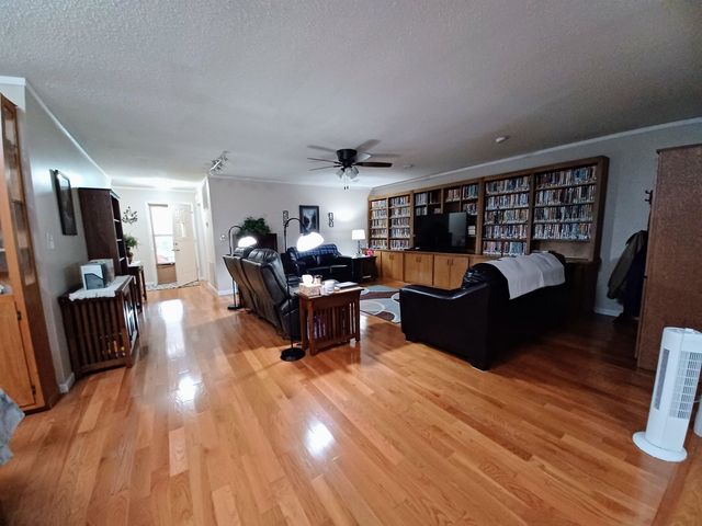 312 Royal Drive, Horseshoe Bend, AR 72512