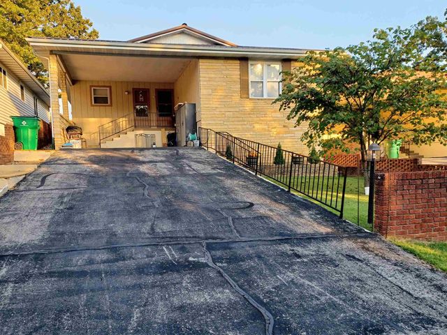 312 Royal Drive, Horseshoe Bend, AR 72512