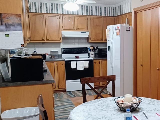 312 Royal Drive, Horseshoe Bend, AR 72512