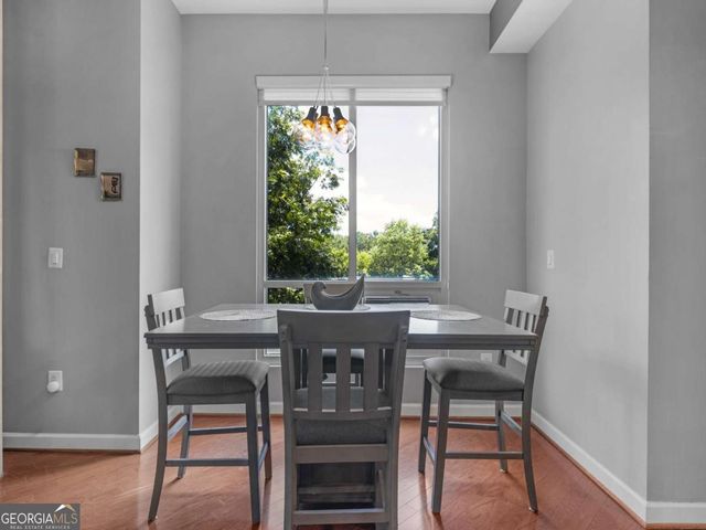 711 Cosmopolitan Drive NE 321, Atlanta, GA 30324