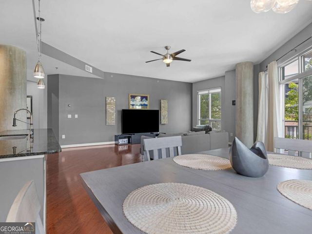 711 Cosmopolitan Drive NE 321, Atlanta, GA 30324