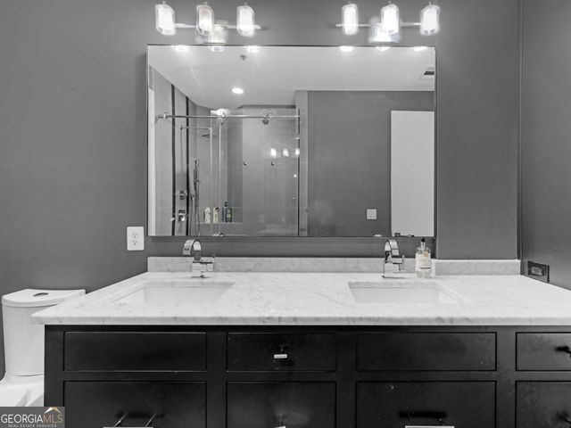 711 Cosmopolitan Drive NE 321, Atlanta, GA 30324