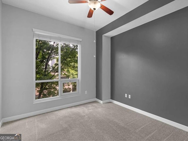711 Cosmopolitan Drive NE 321, Atlanta, GA 30324