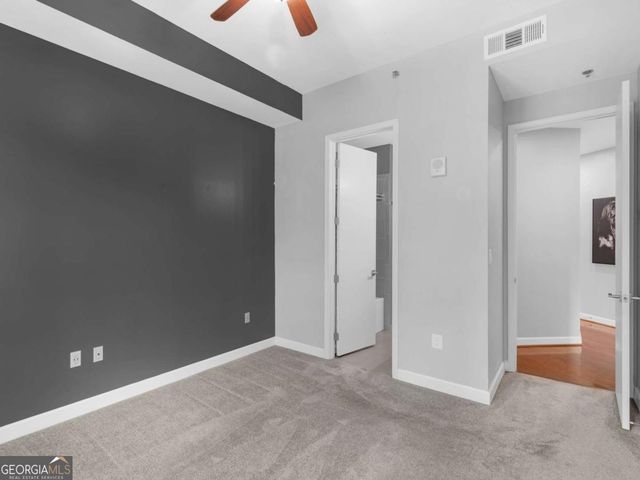 711 Cosmopolitan Drive NE 321, Atlanta, GA 30324
