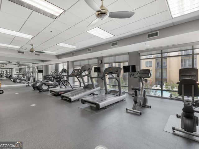 711 Cosmopolitan Drive NE 321, Atlanta, GA 30324