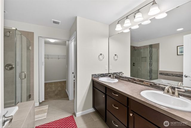 13804 65th Ave E, Puyallup, WA 98373