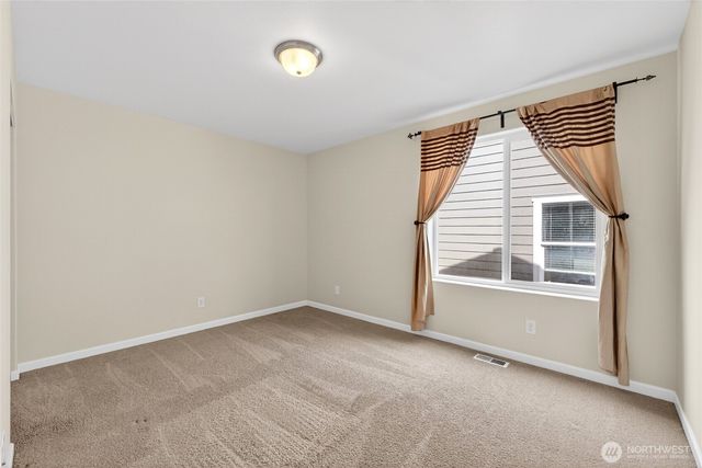 13804 65th Ave E, Puyallup, WA 98373