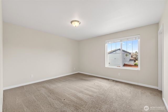 13804 65th Ave E, Puyallup, WA 98373