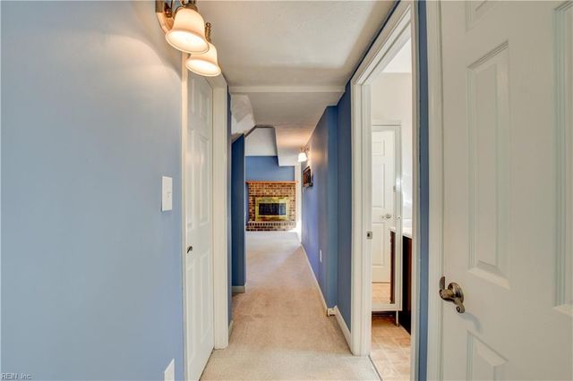 246 Hunts Neck RD, Poquoson, VA 23662