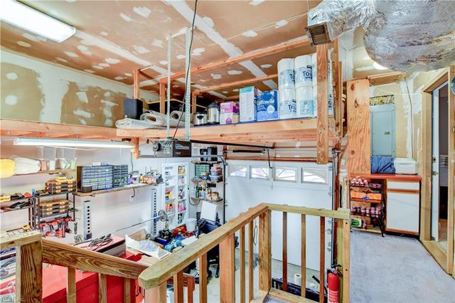 246 Hunts Neck RD, Poquoson, VA 23662