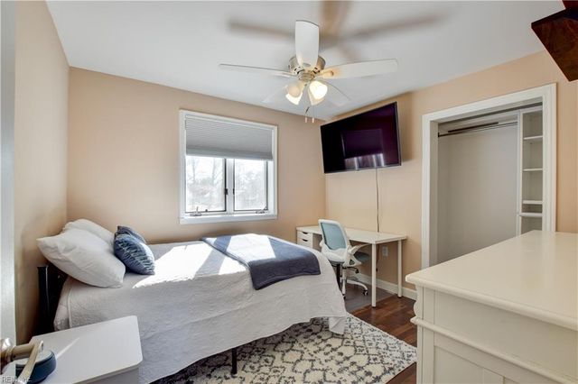 246 Hunts Neck RD, Poquoson, VA 23662