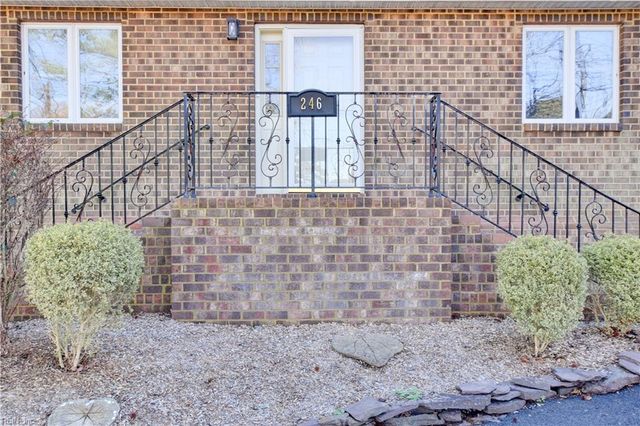 246 Hunts Neck RD, Poquoson, VA 23662