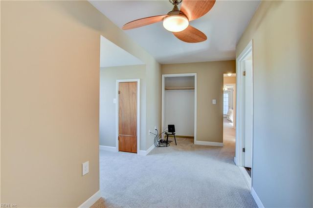 246 Hunts Neck RD, Poquoson, VA 23662