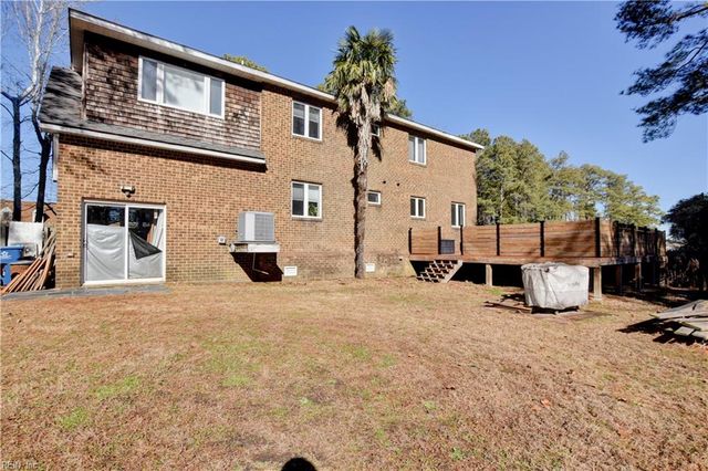 246 Hunts Neck RD, Poquoson, VA 23662