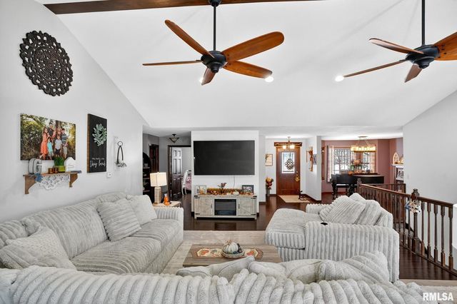 5759 RIVERVIEW Road, Thomson, IL 61285