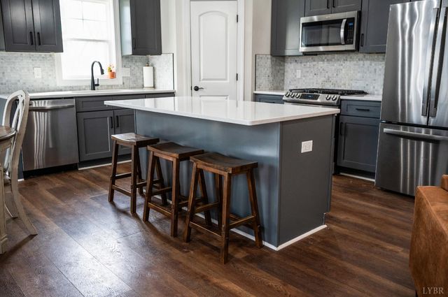 1324 Gladden Circle, Forest, VA 24551