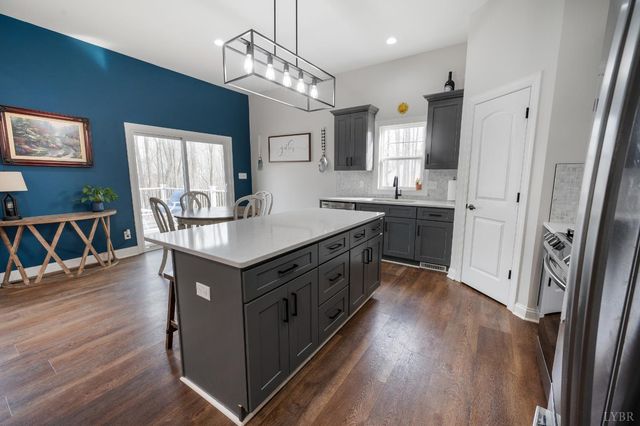 1324 Gladden Circle, Forest, VA 24551