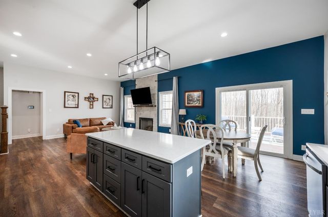 1324 Gladden Circle, Forest, VA 24551