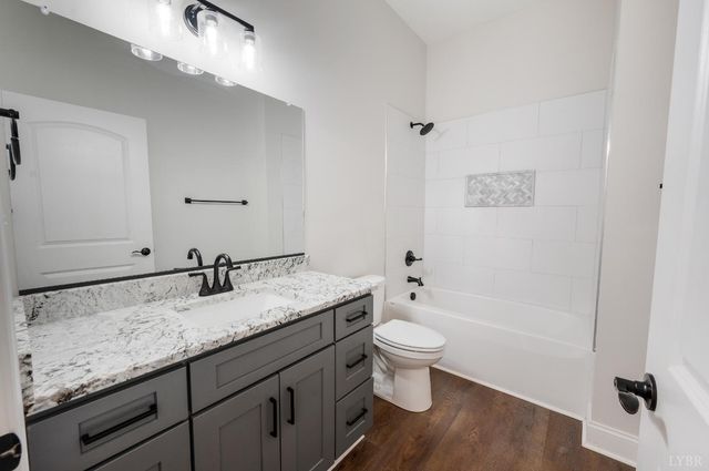 1324 Gladden Circle, Forest, VA 24551