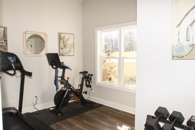 1324 Gladden Circle, Forest, VA 24551