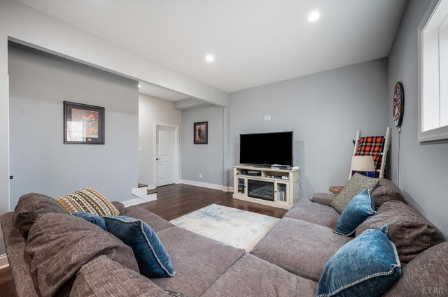 1324 Gladden Circle, Forest, VA 24551