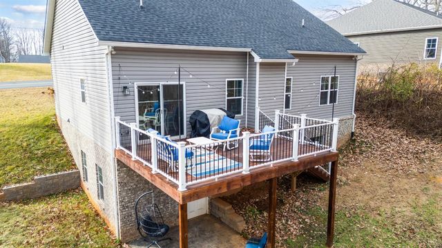 1324 Gladden Circle, Forest, VA 24551