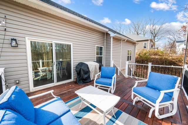 1324 Gladden Circle, Forest, VA 24551