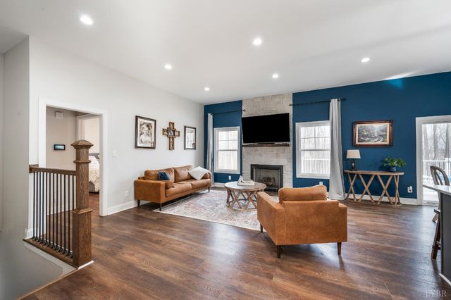 1324 Gladden Circle, Forest, VA 24551